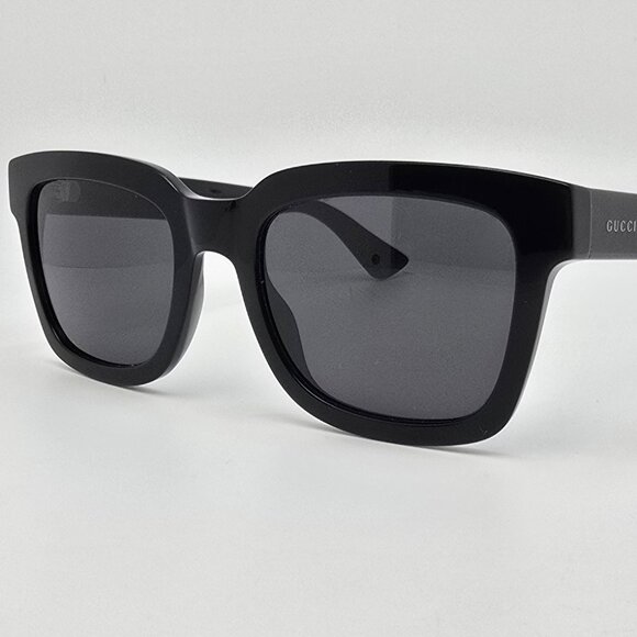 Gucci GG0001SN 001 Black Frame Black Lens Sunglasses w/ Case Italy 52-21-145 - Picture 5 of 16